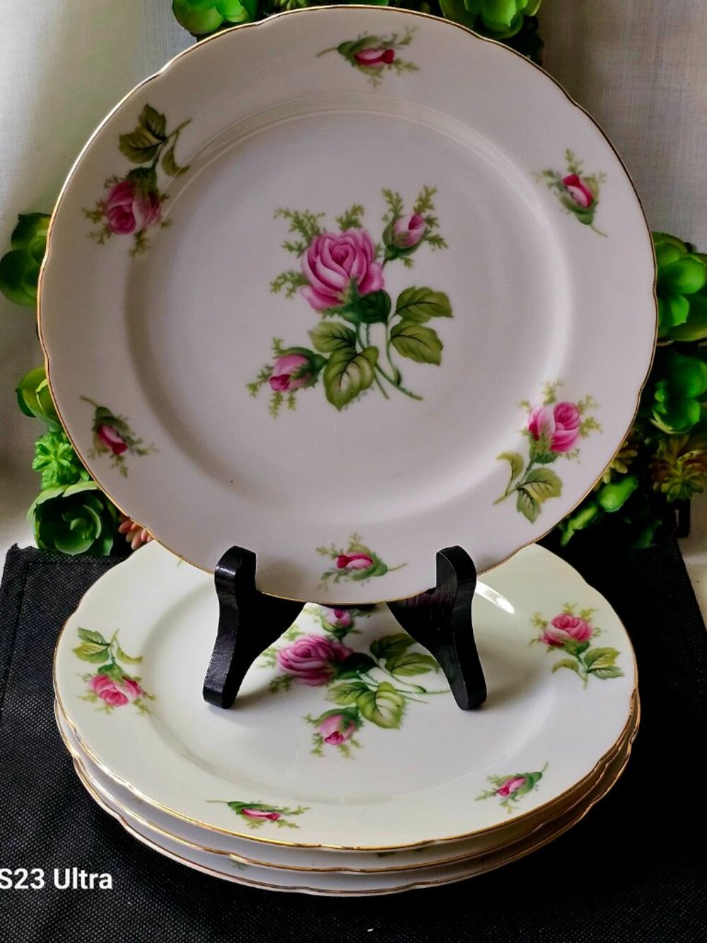 Vintage Set (4) Moriyama Mori-Machi "Wild Rose" made in Japan porcelain 8" plate